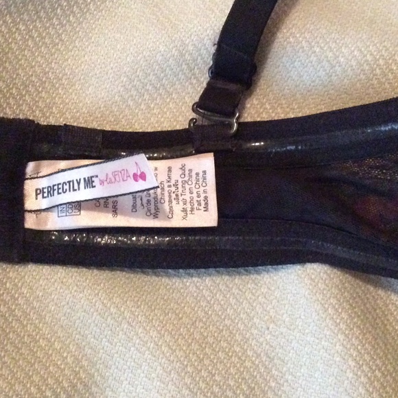 Sexy Lace overlay Wired Bra | Size 36C | Black with a Floral Design | Hot Pink - Picture 8 of 12